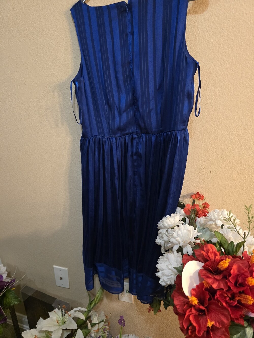 Carmen Marc Valvo Royal Blue Striped Sleeveless Dress